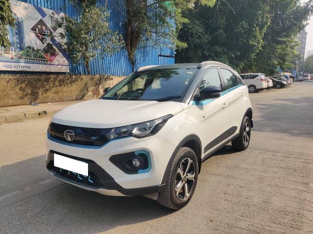 https://images10.gaadi.com/usedcar_image/4264859/original/processed_f210e078e8b7b68b1e433886333b4f87.jpg?imwidth=6402