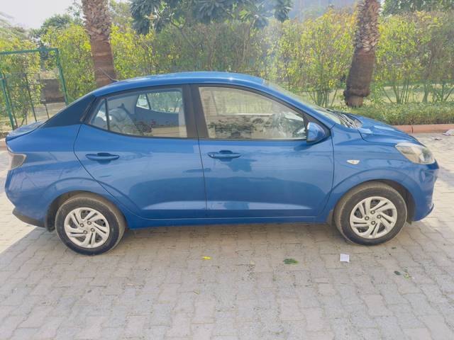 https://images10.gaadi.com/usedcar_image/4264906/original/0f1ca2fc4bab4a48e3ead9a1246b0697.jpg?imwidth=6402