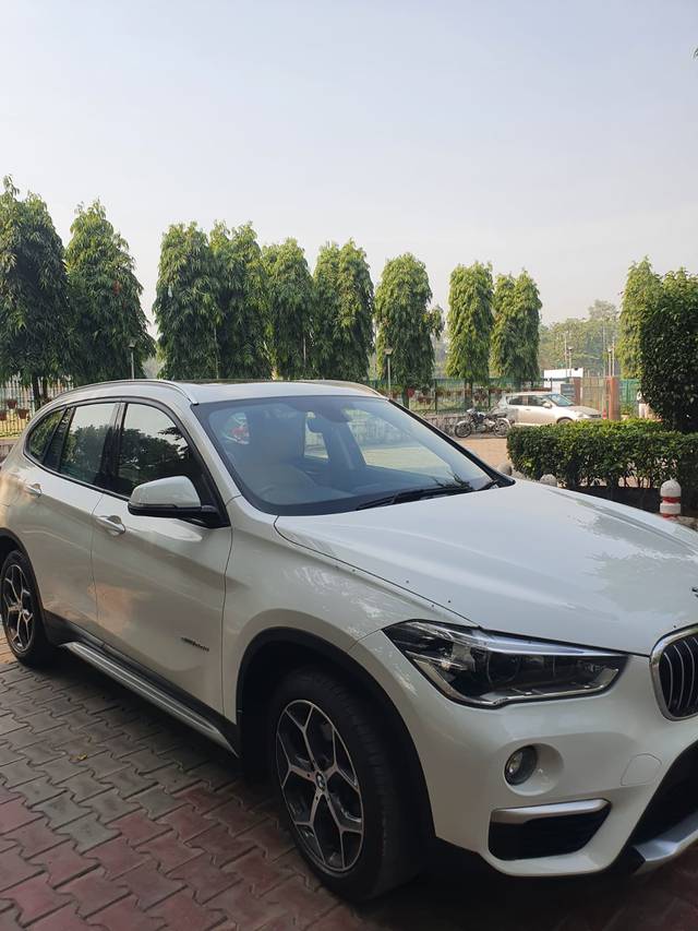 https://images10.gaadi.com/usedcar_image/4264957/original/f9034bd79cc17ce12640ed039954037f.jpg?imwidth=6400