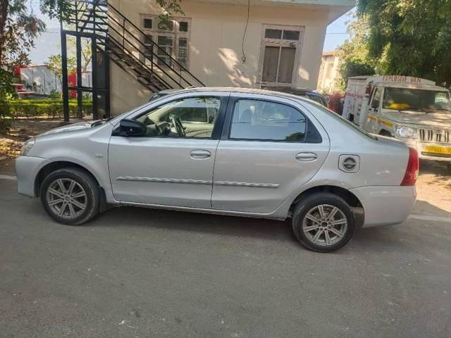 https://images10.gaadi.com/usedcar_image/4264987/original/processed_14b66bed-699b-4297-be84-2e8ca779ea1c.jpg?imwidth=6400