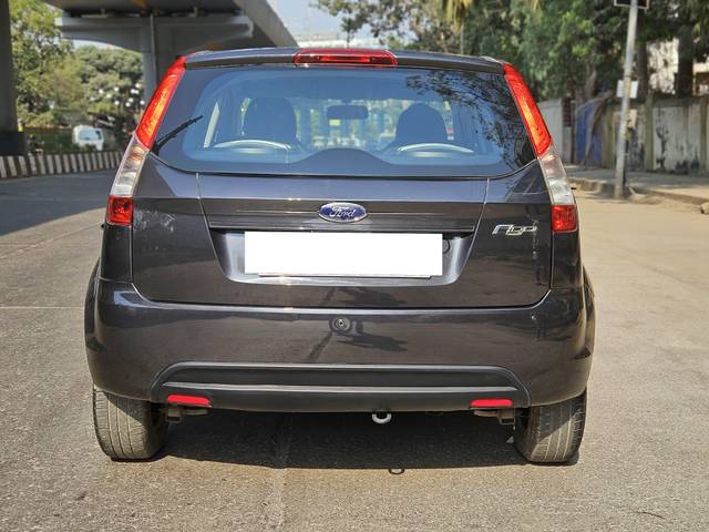 https://images10.gaadi.com/usedcar_image/4265034/original/processed_2d64d7db2d8755d2377cff5a9a8702fc.jpg?imwidth=6402