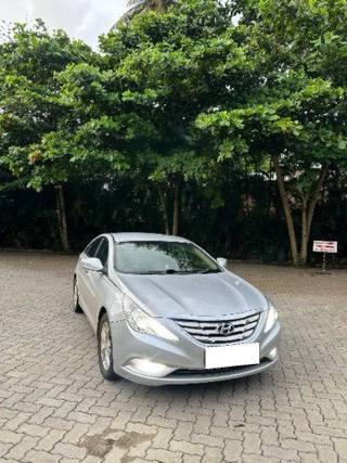 Hyundai Sonata Transform Hyundai Sonata 2.4 GDi MT