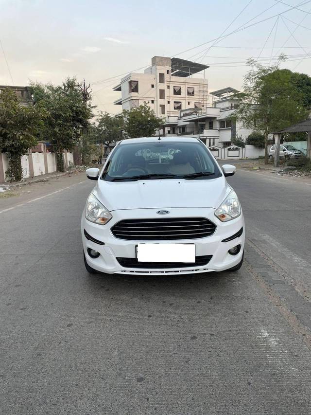 https://images10.gaadi.com/usedcar_image/4265411/original/processed_caa2bcaf0d75014e9046e8c625bd1f6c.jpg?imwidth=6400