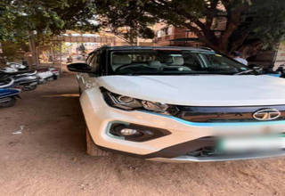 Tata Nexon EV Prime 2020-2023 Tata Nexon EV XZ Plus LUX