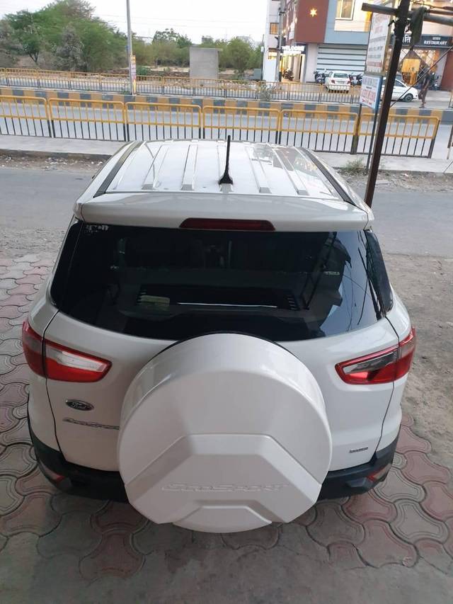 https://images10.gaadi.com/usedcar_image/4265503/original/processed_0abea1e7a343b835094e3883a88bb8cc.jpg?imwidth=6402