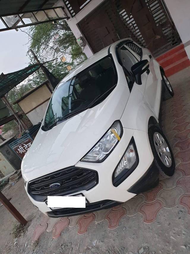 https://images10.gaadi.com/usedcar_image/4265503/original/processed_3201695f2762c1030bccf74ca21835c9.jpg?imwidth=6400