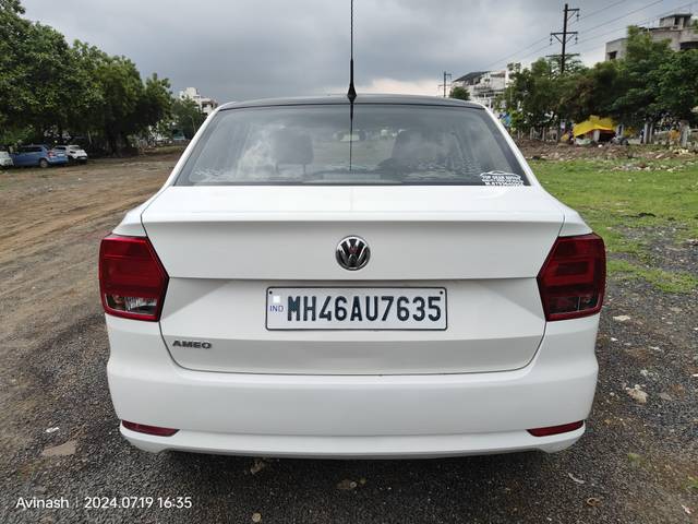 https://images10.gaadi.com/usedcar_image/4265750/original/processed_9bcf623353f8c9470c1c423167ab6006.jpg?imwidth=6401