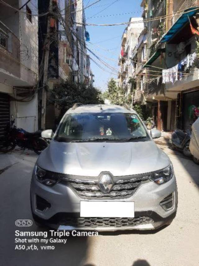 https://images10.gaadi.com/usedcar_image/4265782/original/3423f92672de68878104121a608612fc.jpg?imwidth=6400