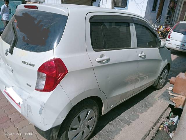 https://images10.gaadi.com/usedcar_image/4265799/original/processed_ac9502225b5b31a08f846776043cab55.jpg?imwidth=6402