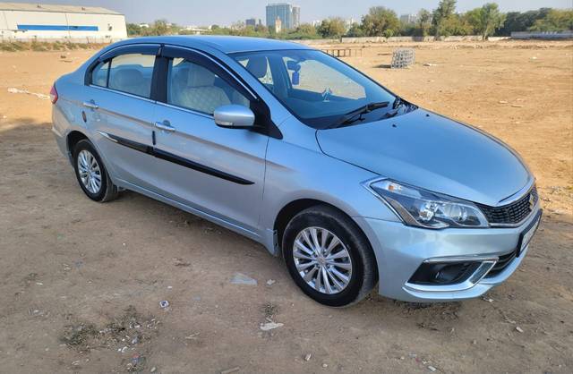 https://images10.gaadi.com/usedcar_image/4265919/original/0c5595cb9e962e0e20fbe25deaf9a074.jpg?imwidth=6400