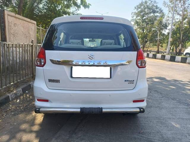 https://images10.gaadi.com/usedcar_image/4265948/original/processed_da930241adfd70f5b156a83af2072f90.jpg?imwidth=6401