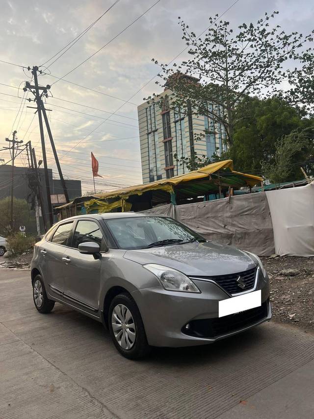 https://images10.gaadi.com/usedcar_image/4265994/original/processed_a1ca86d0d1123e2f42401f4132c192de.jpg?imwidth=6400