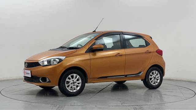 https://images10.gaadi.com/usedcar_image/4266067/original/7e7ea2ea0ef9525f93160a8dce656d0f.JPG?imwidth=6400