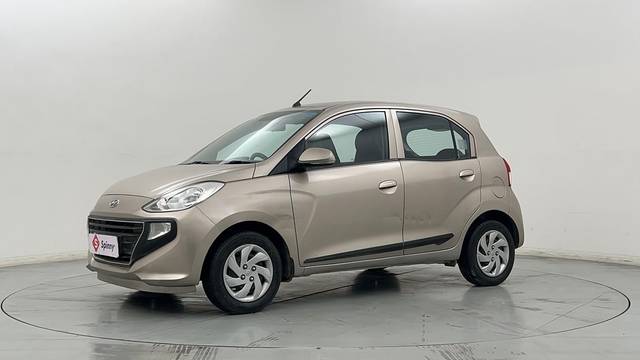 https://images10.gaadi.com/usedcar_image/4266155/original/d587c1582101db07d8374e167089d7ff.JPG?imwidth=6400