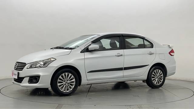 https://images10.gaadi.com/usedcar_image/4266216/original/d5fefecbcd944ff7967da9297d495963.JPG?imwidth=6400