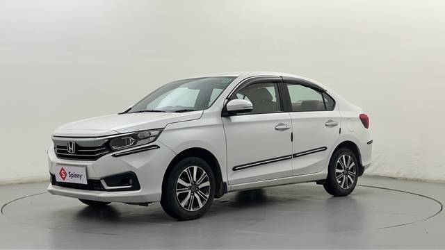 https://images10.gaadi.com/usedcar_image/4266235/original/9a4ae3d738ab90ade1affd3cb33505d1.JPG?imwidth=6400