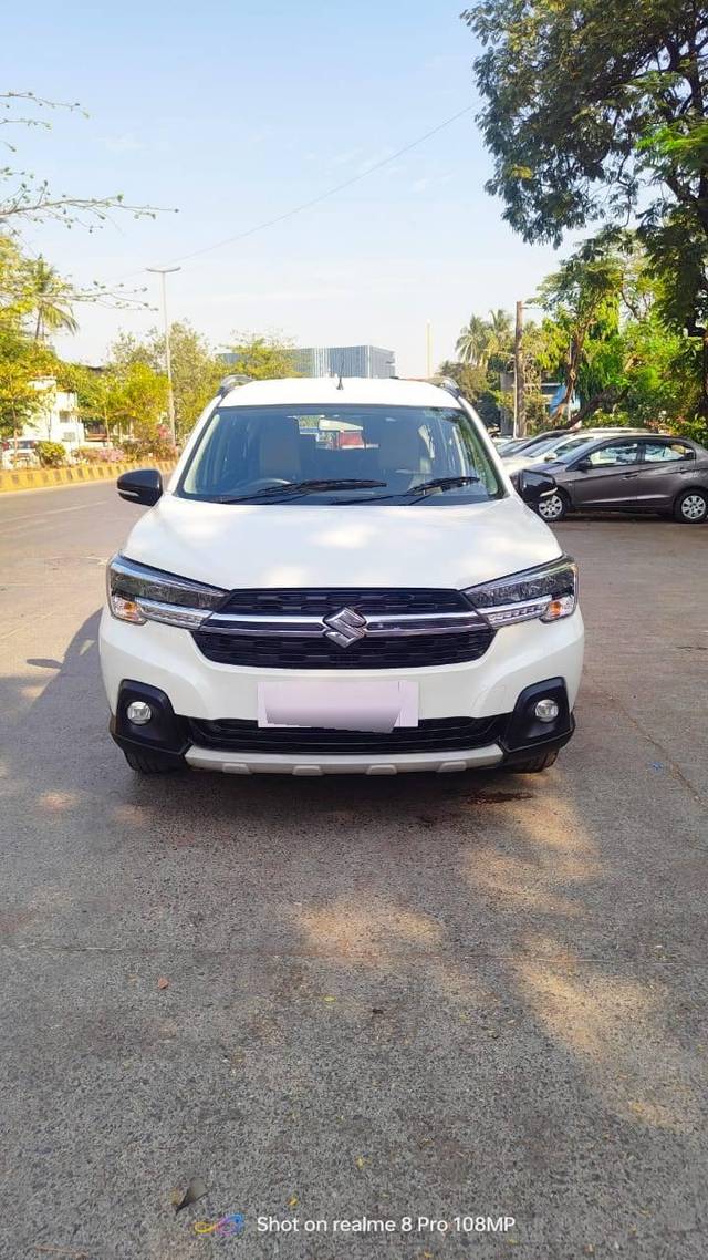 https://images10.gaadi.com/usedcar_image/4266363/original/processed_ad2df75d266e693da4a10f3bf333ab3f.jpg?imwidth=6401