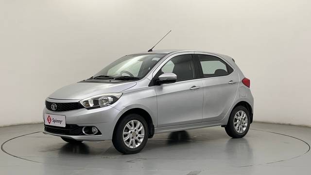 https://images10.gaadi.com/usedcar_image/4266431/original/27bf3efad4d167546ebfed6f709393b6.JPG?imwidth=6400