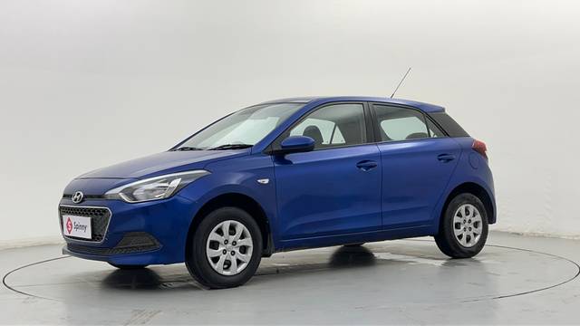 https://images10.gaadi.com/usedcar_image/4266548/original/44f66c41791166fd67c601858659dd85.JPG?imwidth=6400