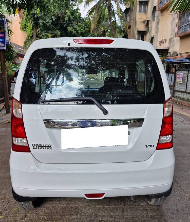 https://images10.gaadi.com/usedcar_image/4266570/original/processed_71a024e0d1276f33b1da82d1e8f26255.jpg?imwidth=6402