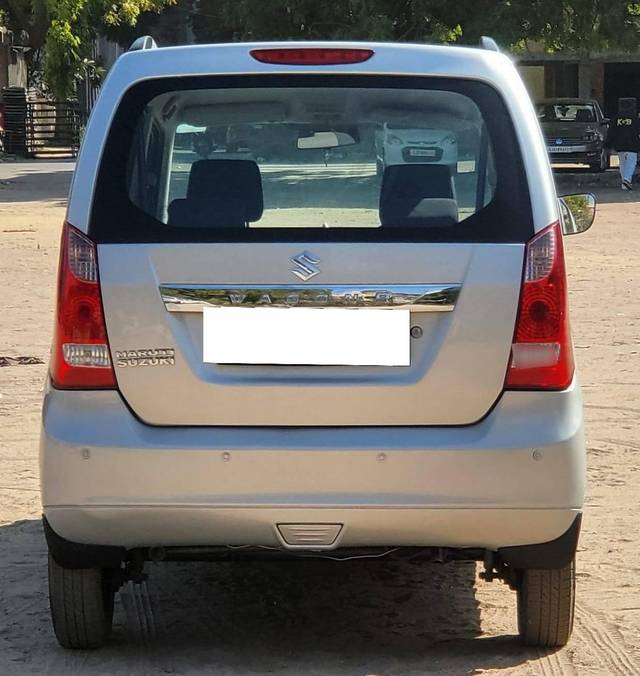 https://images10.gaadi.com/usedcar_image/4266699/original/processed_ef6585ba509ca7c008b04dff4fdd8f73.jpg?imwidth=6402