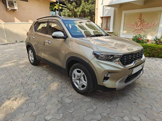 https://images10.gaadi.com/usedcar_image/4266777/original/processed_c4ecfd5aa9139149981695e7bbc427d9.jpeg?imwidth=6400