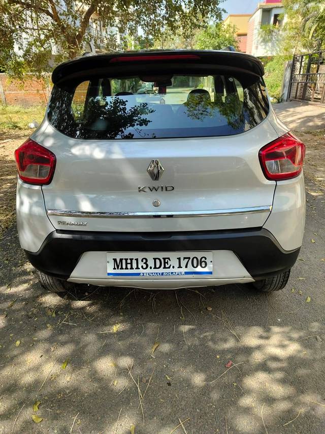 https://images10.gaadi.com/usedcar_image/4266990/original/processed_43d62fcc8bd9102a8586559de2938fc5.jpg?imwidth=6402