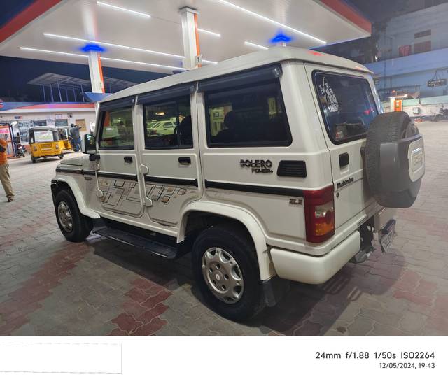 https://images10.gaadi.com/usedcar_image/4267084/original/processed_60b421196a79316cdd01e250a528afd2.jpg?imwidth=6401