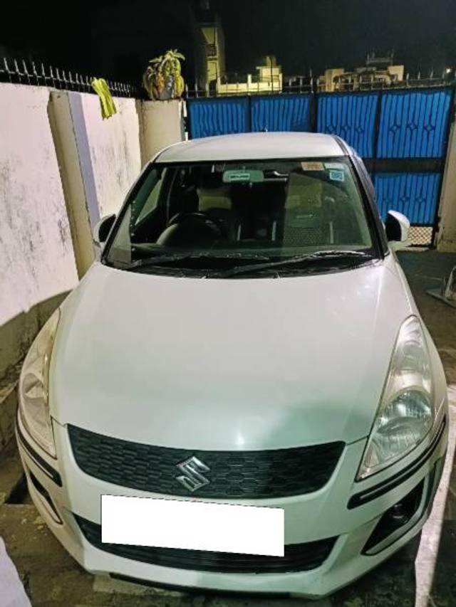 https://images10.gaadi.com/usedcar_image/4267098/original/processed_a0aec674-11d6-47de-b7ba-8272387d1995.jpg?imwidth=6400