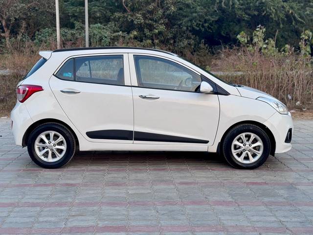 https://images10.gaadi.com/usedcar_image/4267123/original/de8a68317c32a26895df0217d7f4fc35.jpg?imwidth=6401