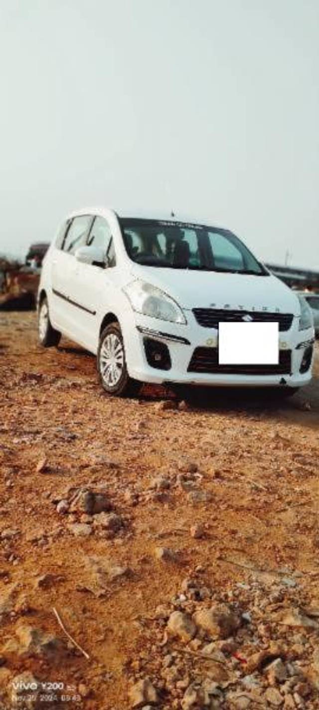 https://images10.gaadi.com/usedcar_image/4267267/original/processed_f08c9580-5cc9-436f-aac2-6db693d30013.jpg?imwidth=6402