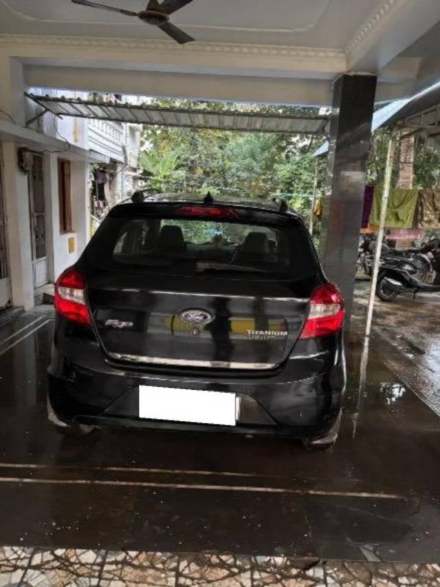 https://images10.gaadi.com/usedcar_image/4267305/original/processed_c1643ad2-b4bc-4a3f-965c-b07771865afd.jpeg?imwidth=6401