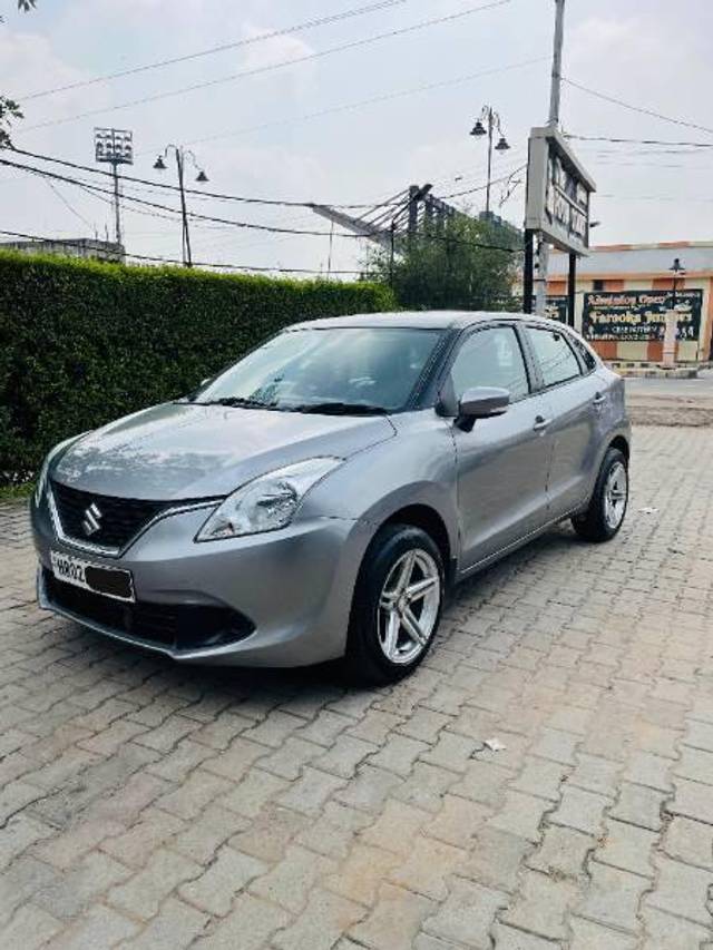 https://images10.gaadi.com/usedcar_image/4267356/original/processed_975bef35-8ab0-40fa-8e3b-9d32a931cc9e.jpg?imwidth=6400