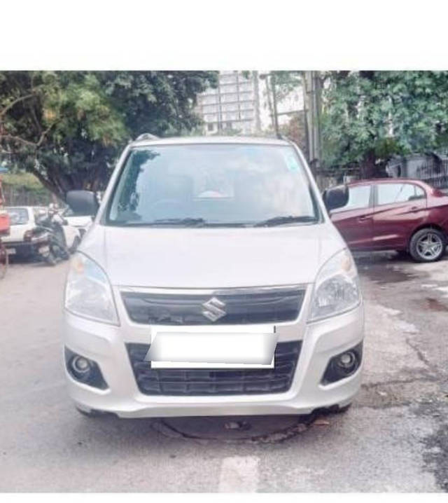 https://images10.gaadi.com/usedcar_image/4267416/original/processed_e873e1fcf1e36f6660984de18455fbea.png?imwidth=6400