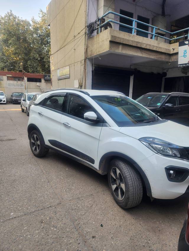 https://images10.gaadi.com/usedcar_image/4267454/original/processed_aee8bc2d12f8ab8aed58ff955aabe4df.jpg?imwidth=6400