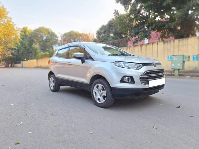 https://images10.gaadi.com/usedcar_image/4267462/original/processed_9423293c5d53829a87798ad86772a779.jpg?imwidth=6400