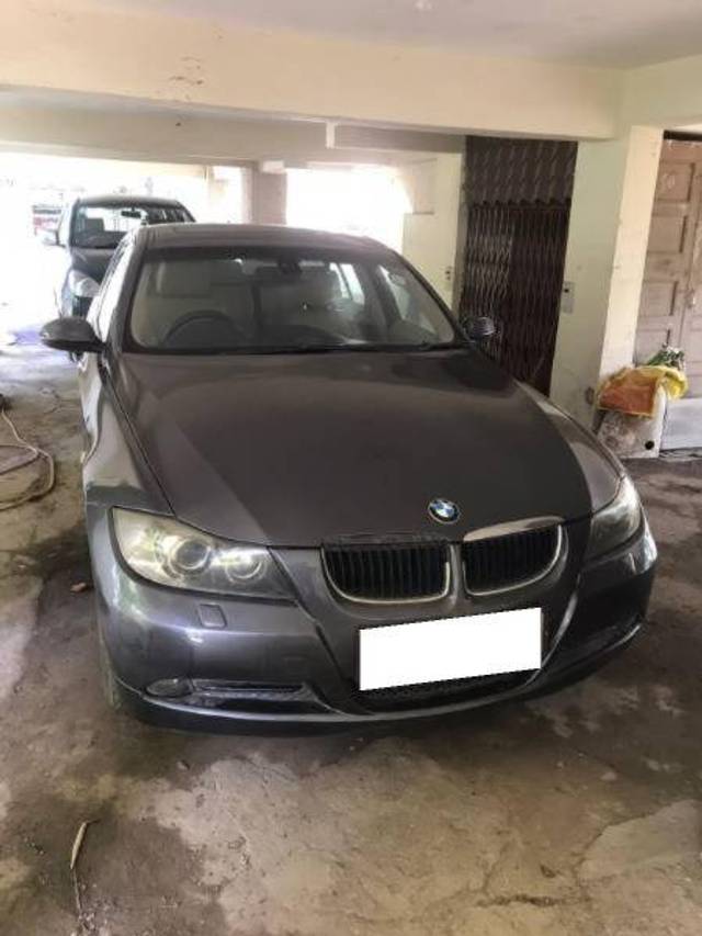 https://images10.gaadi.com/usedcar_image/4267577/original/87d64f737cb9ac19472c9f3d7bfcf42b.jpeg?imwidth=6400