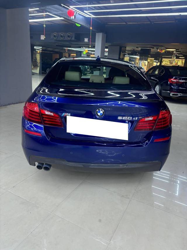 https://images10.gaadi.com/usedcar_image/4267613/original/processed_51246a22a19c5b6f201f8907db7517b5.jpg?imwidth=6401