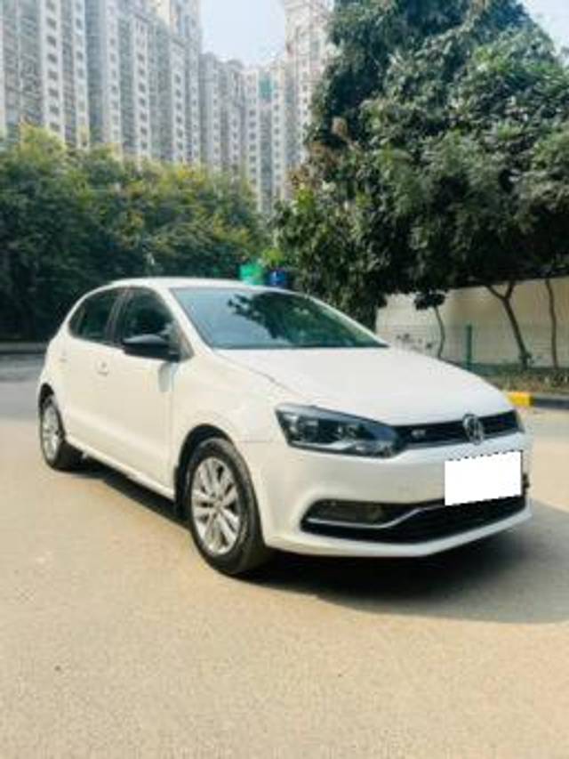 https://images10.gaadi.com/usedcar_image/4267645/original/processed_121ebf48ac2064d7a22e49e4aaf4fb86.jpg?imwidth=6400