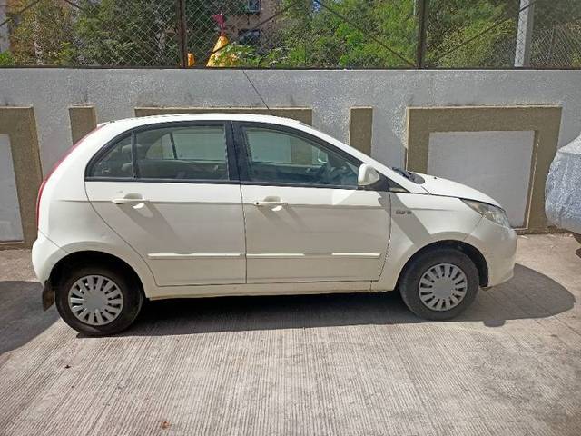 https://images10.gaadi.com/usedcar_image/4267673/original/8d1fa010546b8dc1361421042ae4c393.jpg?imwidth=6402