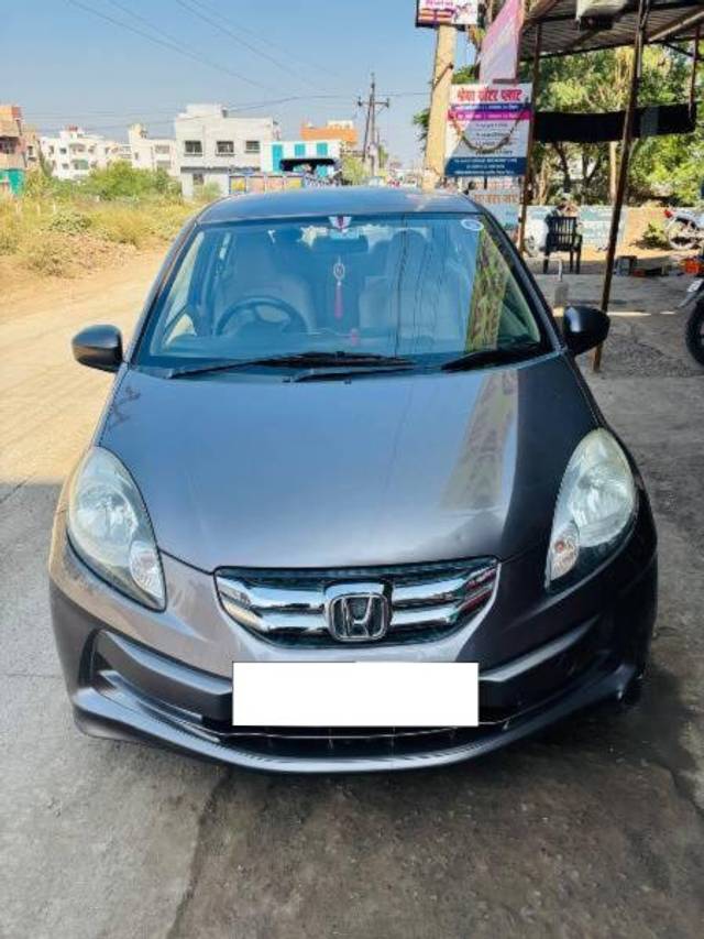 https://images10.gaadi.com/usedcar_image/4267706/original/processed_e63d5545-7a28-436e-aed7-9921a2e85e9a.jpeg?imwidth=6400