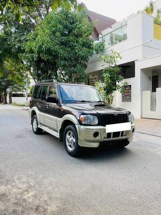 Mahindra Scorpio 2006-2009 Mahindra Scorpio VLX 2WD 7 Str BSIII