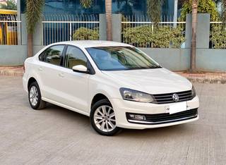 Volkswagen Vento 2015-2019 Volkswagen Vento 1.2 TSI Highline AT