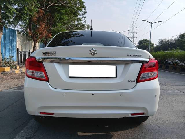 https://images10.gaadi.com/usedcar_image/4267870/original/processed_d371fd489cb81d24762a948737b04167.jpg?imwidth=6402