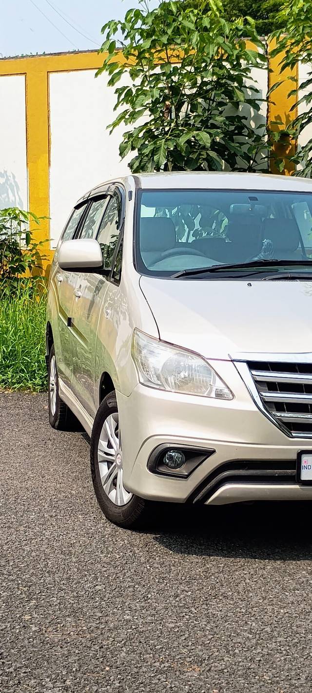 https://images10.gaadi.com/usedcar_image/4267930/original/processed_4702ac346eb3bf58e925a8d2c756da16.jpg?imwidth=6400