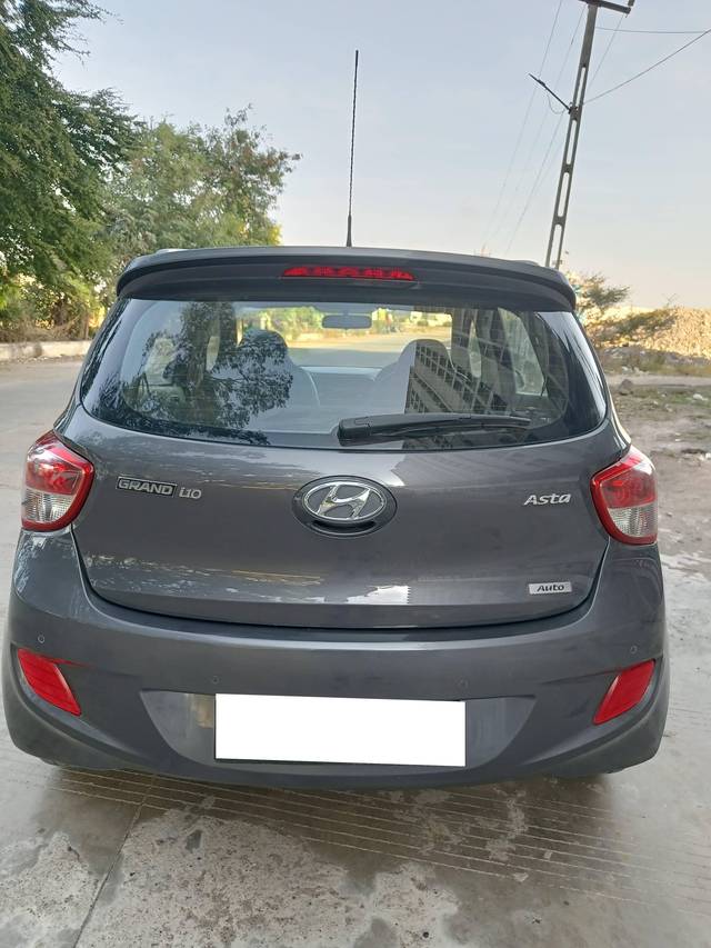 https://images10.gaadi.com/usedcar_image/4267990/original/processed_94577ef23870dfb0fff9040bc8def820.jpg?imwidth=6402