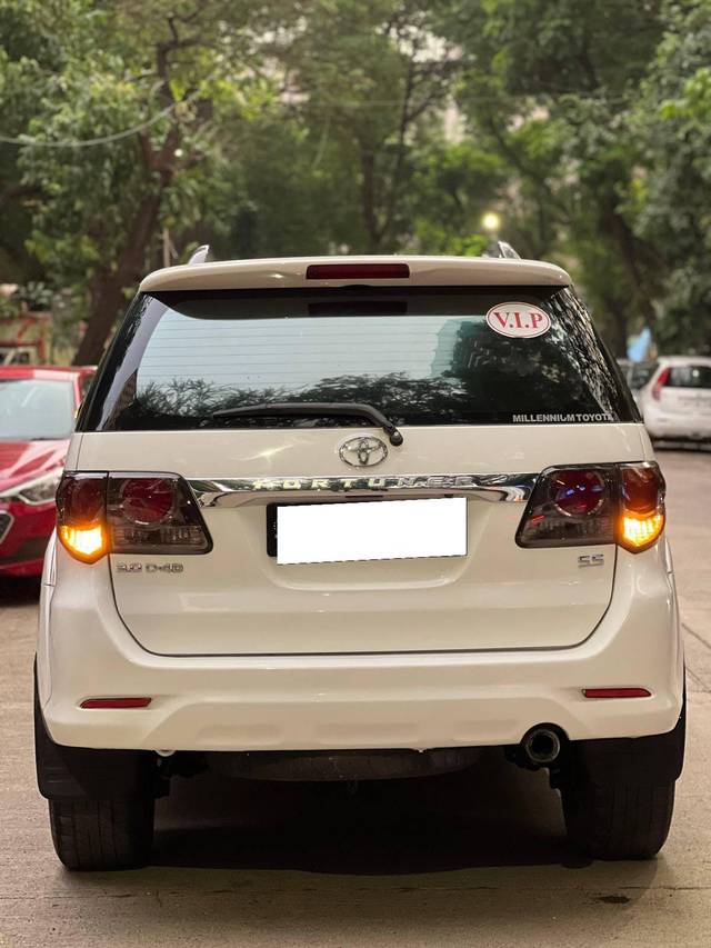 https://images10.gaadi.com/usedcar_image/4268170/original/processed_0bb186db0025e98aea8c758a8602442d.jpg?imwidth=6401