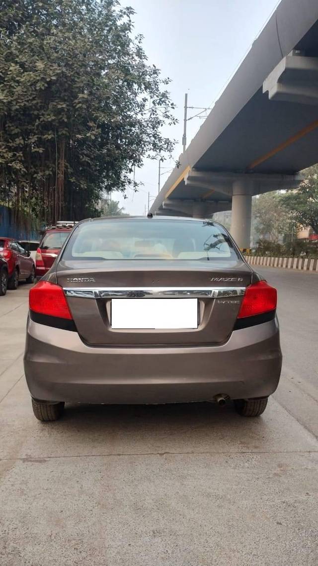 https://images10.gaadi.com/usedcar_image/4268303/original/processed_cd71f87ea0149f5b8a4488d7c7149746.jpg?imwidth=6401