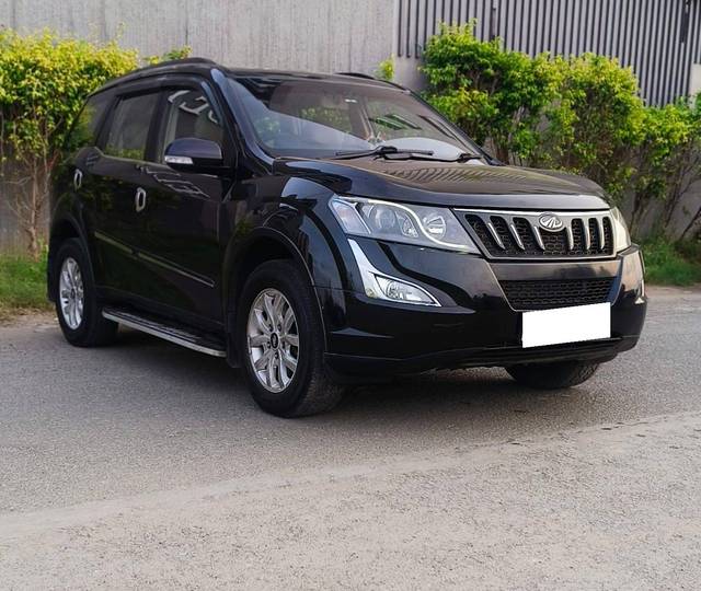 https://images10.gaadi.com/usedcar_image/4268320/original/processed_ba5b93affd0d3f77535ef82af53560b7.jpg?imwidth=6400