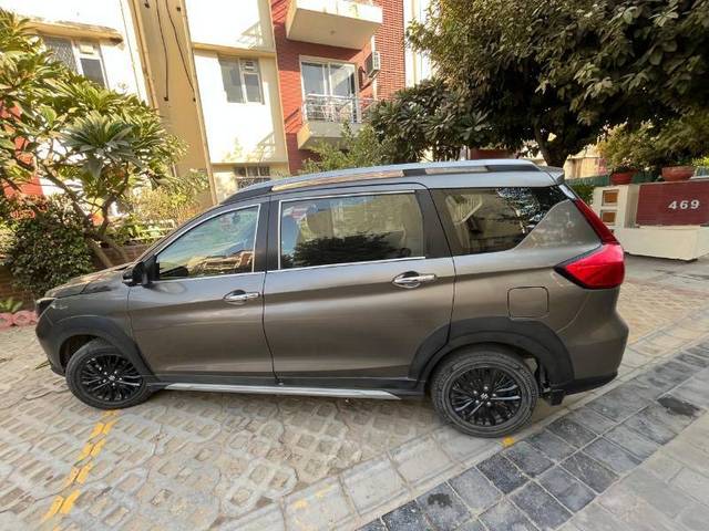 https://images10.gaadi.com/usedcar_image/4268345/original/2c65e9d6ce723e9e765a4fefd5043cec.jpeg?imwidth=6402